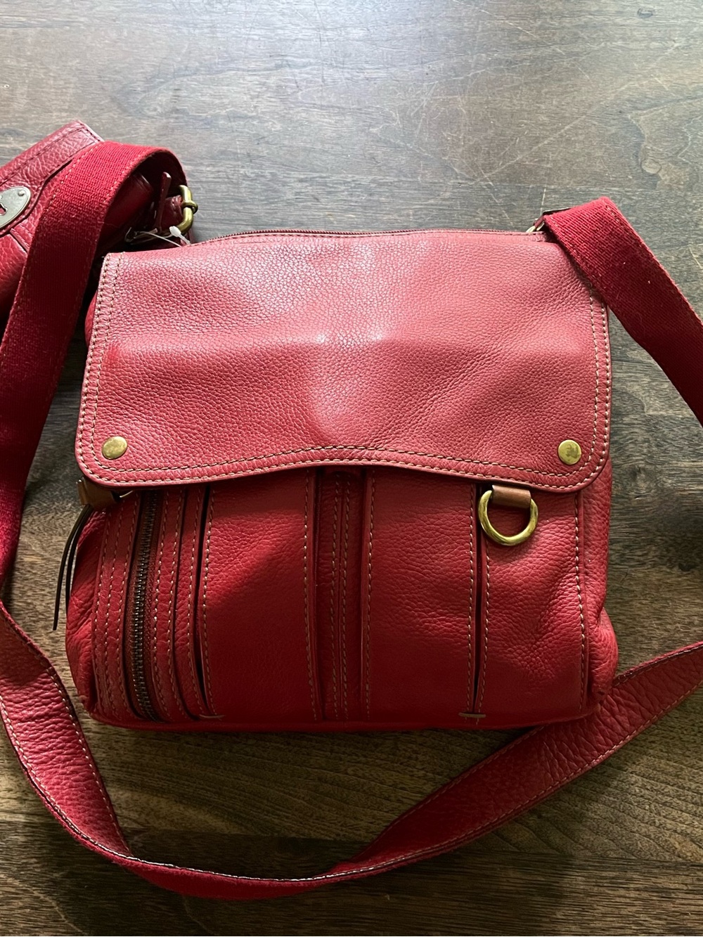 FOSSIL Morgan Traveler Red Leather Crossbody Bag with Adjustable Strap Wallet